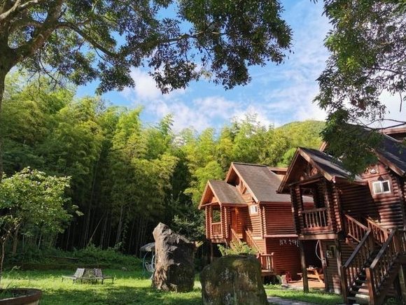 台灣小木屋住宿