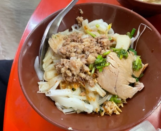 關山臭豆腐店家